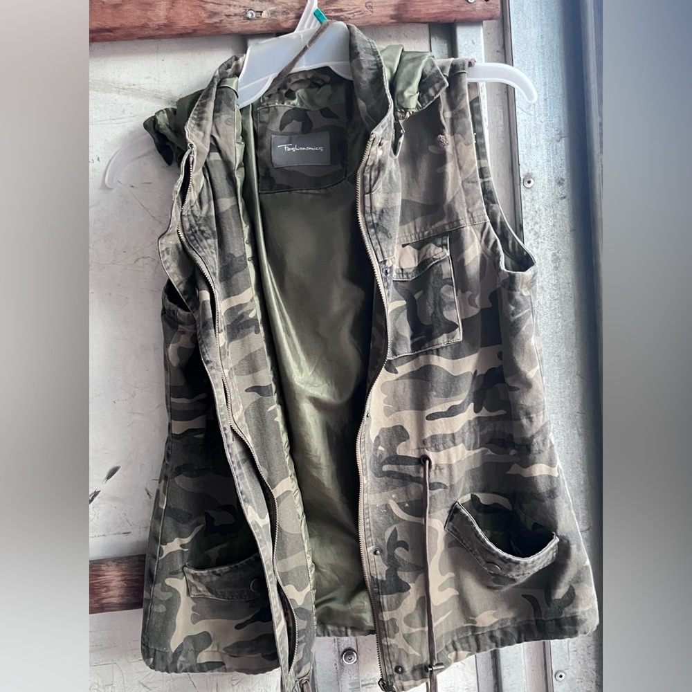 Womens Military Camo Vest Utility